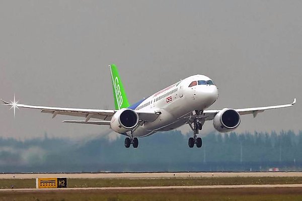 COMAC планирует за пять лет нарастить годовое производство самолета С919 до 150 единиц