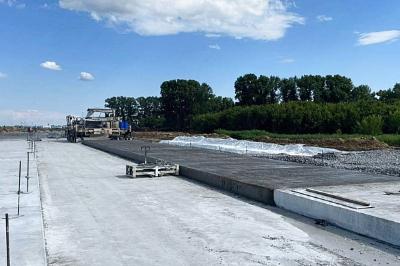 Аэродромную инфраструктуру аэропорта "Толмачево" реконструируют за 6,7 млрд рублей