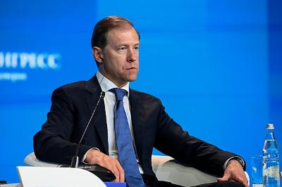 Денис Мантуров рассказал о возможной модификации самолета МС-21